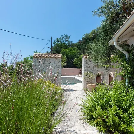 Sarakinatika House Porta